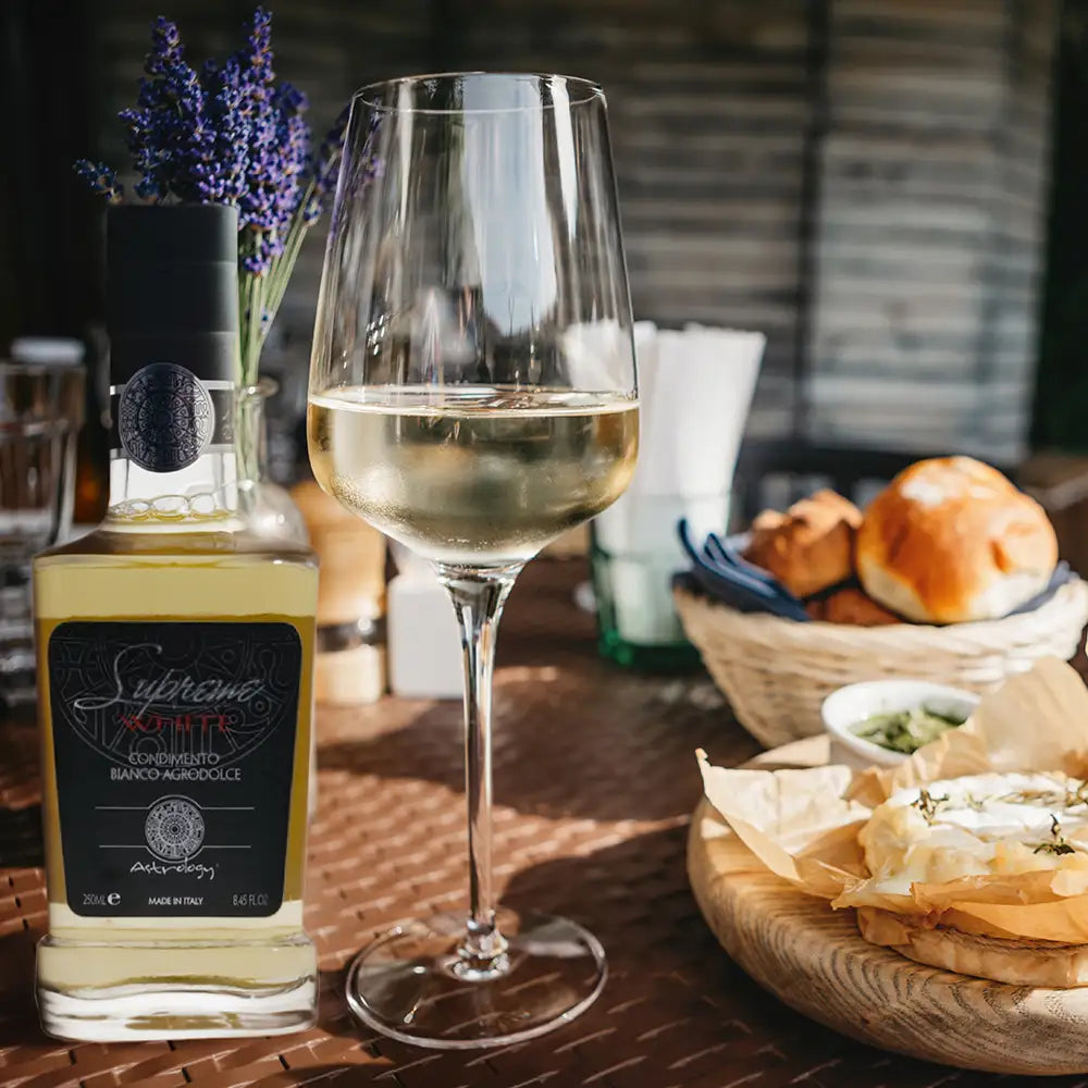 aceto bianco vom feinsten im Fass ausgebuat von Astrology