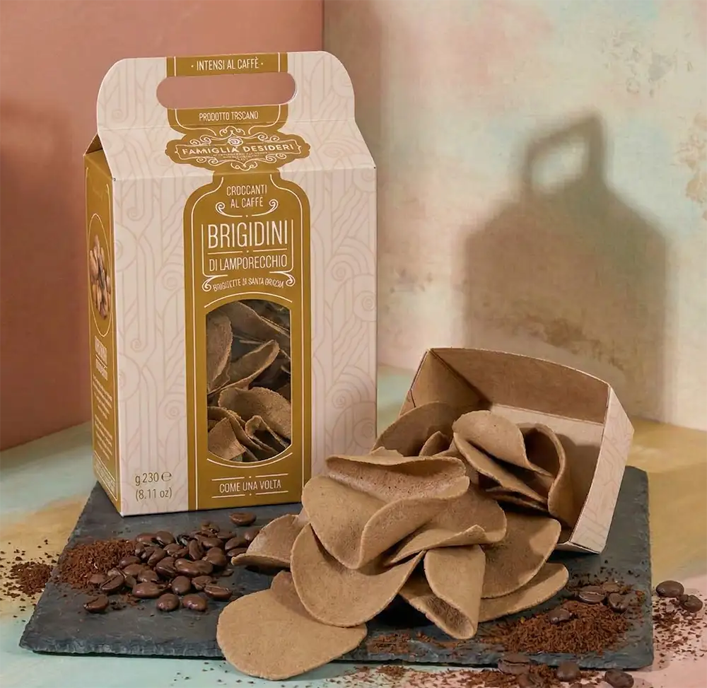 brigini italienisches gebäck - chips mit kaffee verfeinert