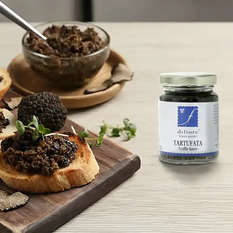 tartufata trueffelcreme im glas fuer pasta und bruschetta